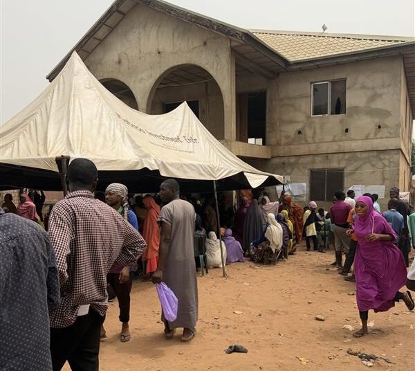 1:42 pm —Voting Suspended at Abaji PU Following Ballot Paper Incident