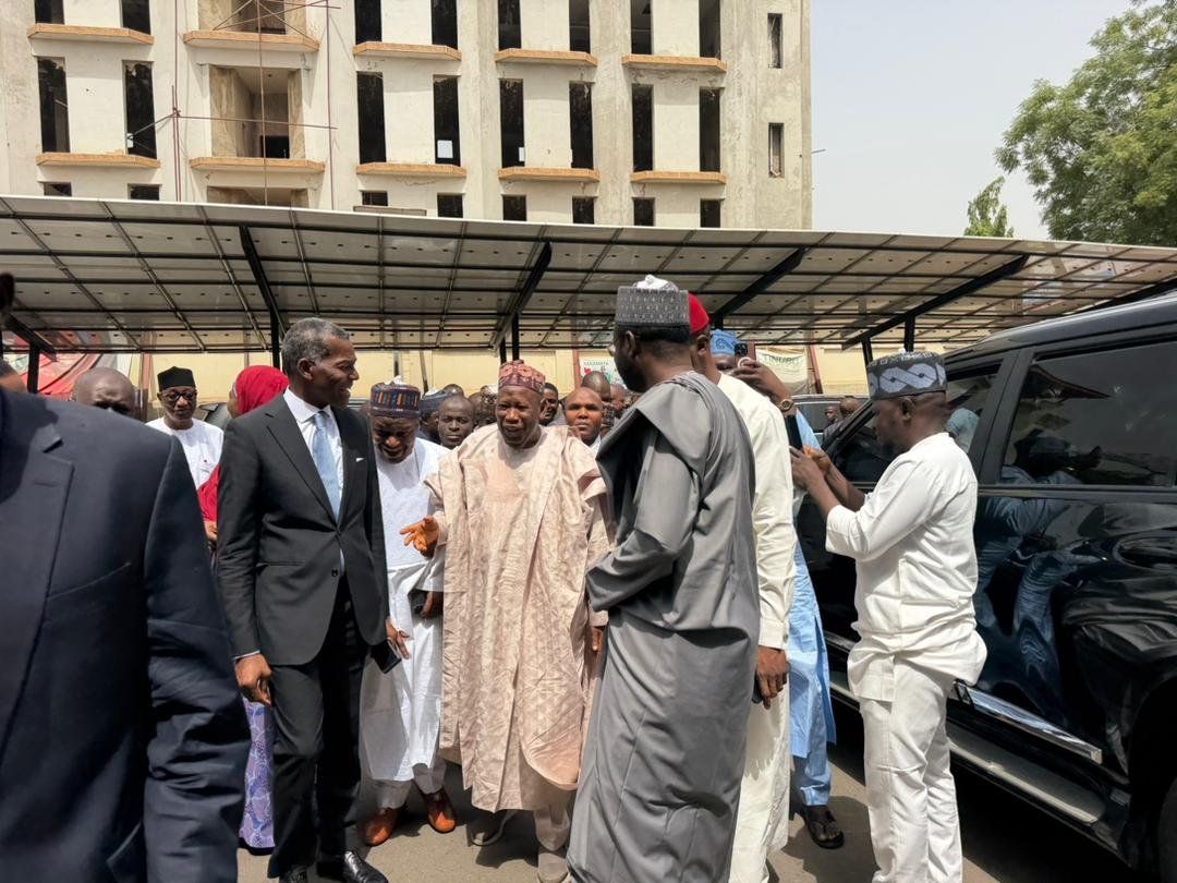 APC Heavyweights Storm National Secretariat for Inauguration Ceremony